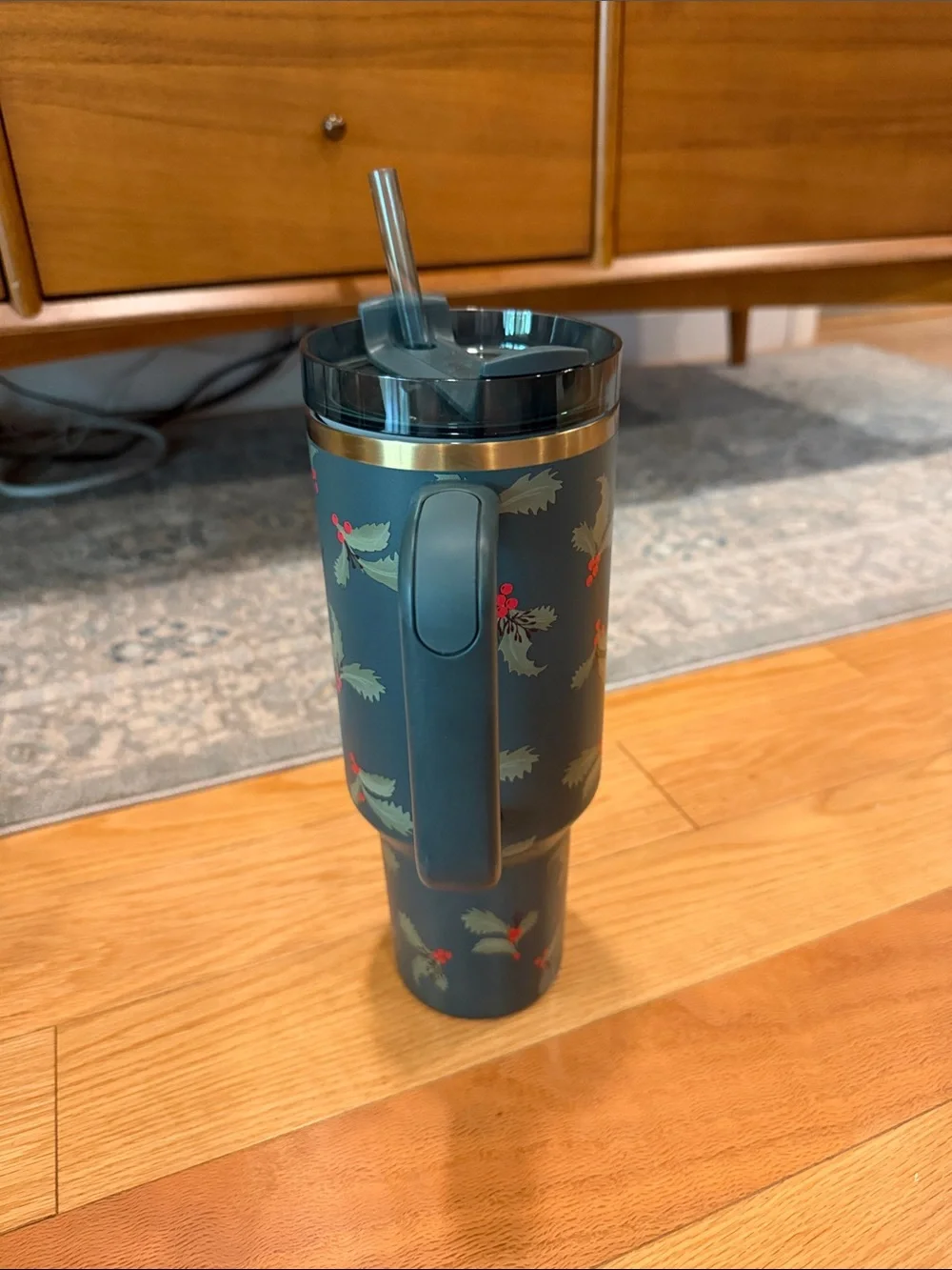Stanley Quencher H2.0 Flowstate Tumbler - 40oz. - Holiday Botanical - Picture 4 of 6